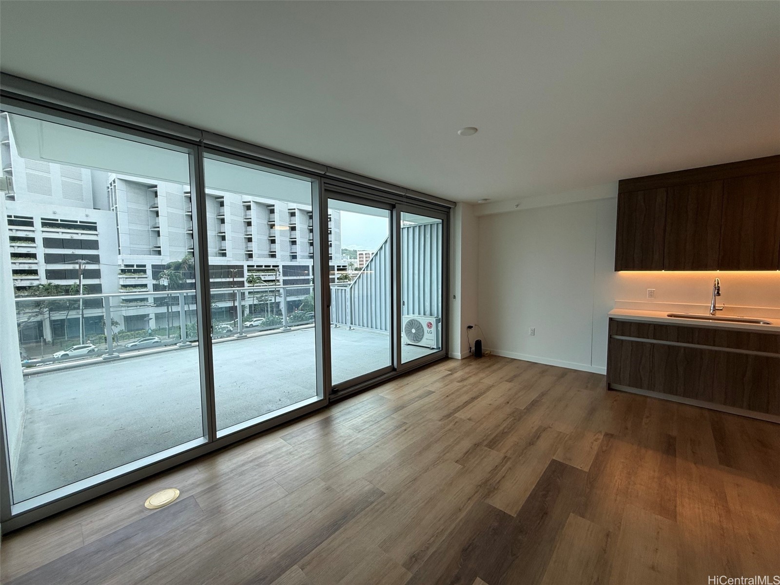 1500 Rycroft Street 310R