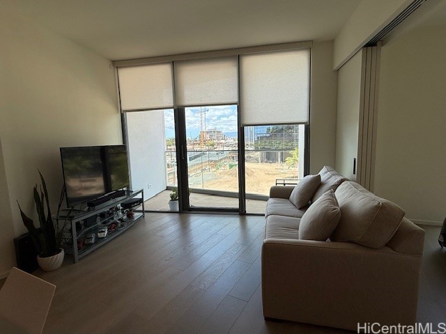 1000 Auahi Street 403