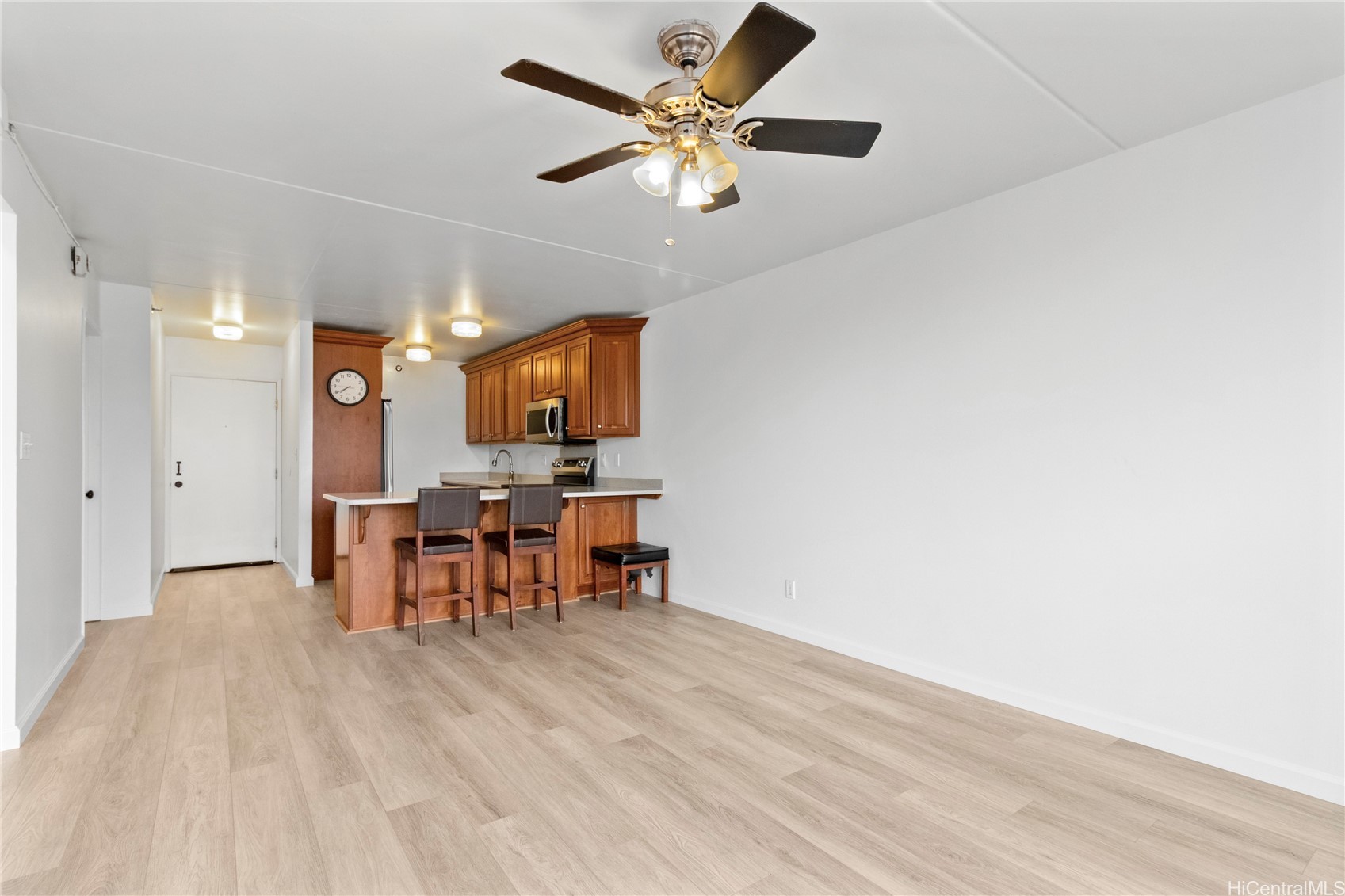 98-402 Koauka Loop 615