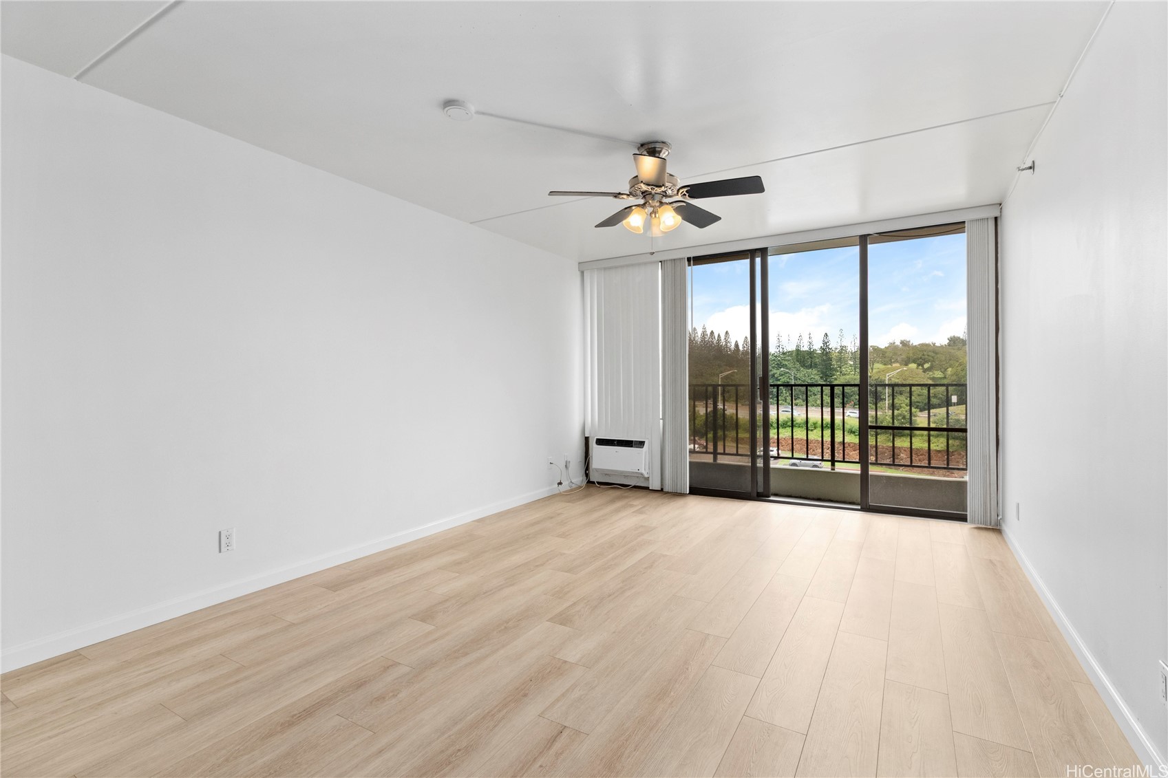 98-402 Koauka Loop 615