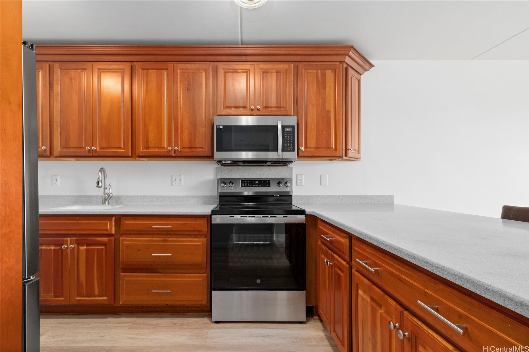 98-402 Koauka Loop 615