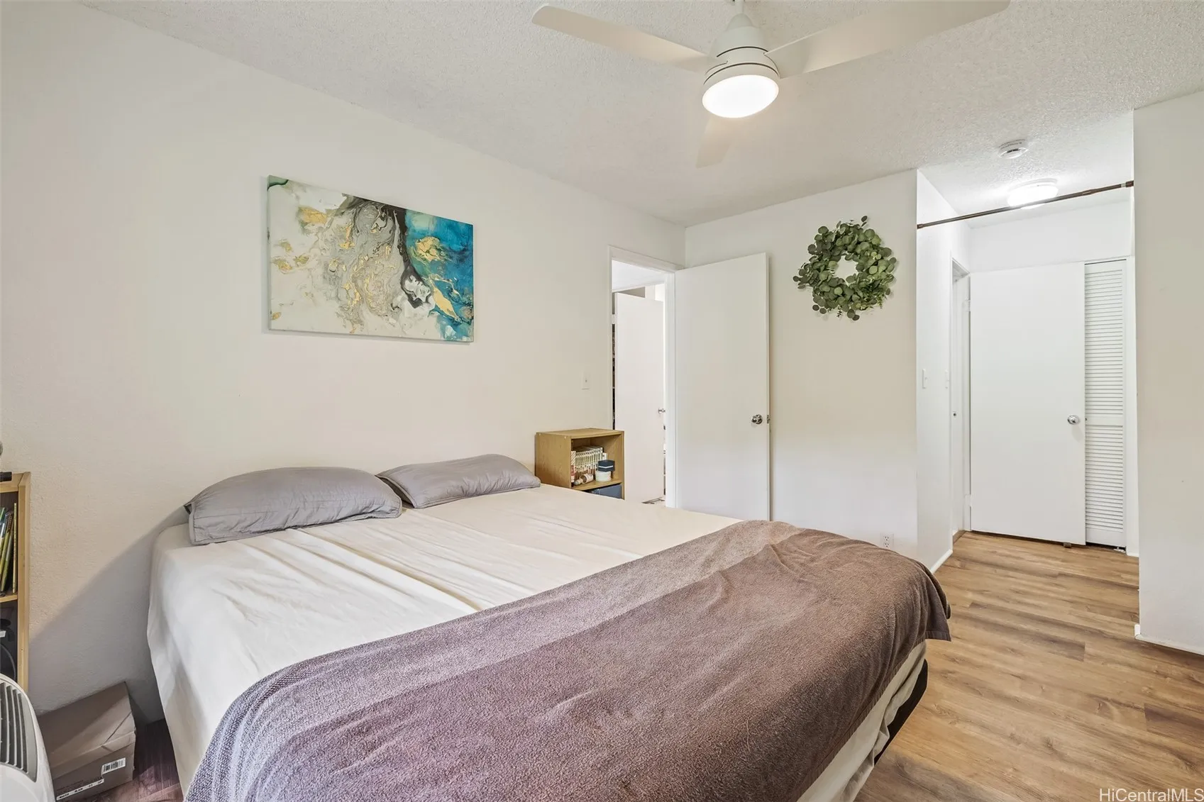 Honolulu, Hawaii 96818, United States, 2 Bedrooms Bedrooms, ,1 BathroomBathrooms,Residential,Active,229441