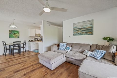 509 Mananai Place 33T Honolulu HI 96818
