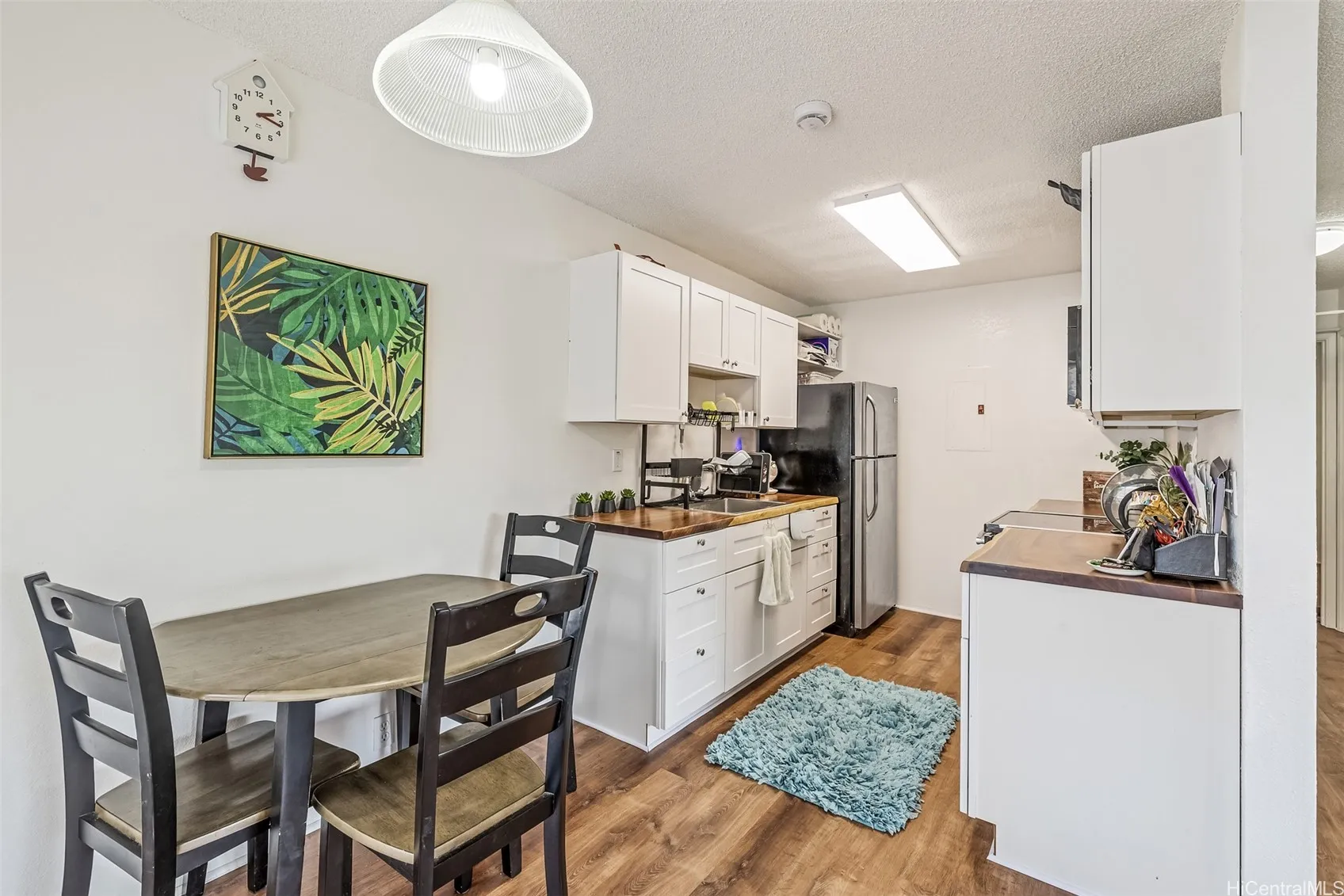 Honolulu, Hawaii 96818, United States, 2 Bedrooms Bedrooms, ,1 BathroomBathrooms,Residential,Active,229441