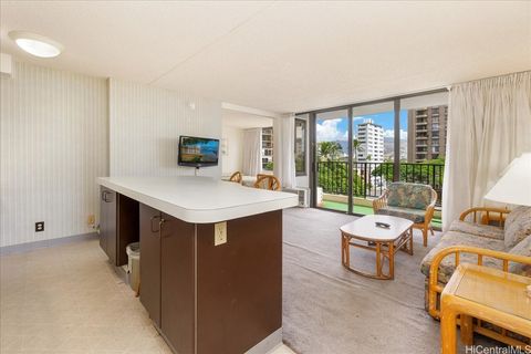 201 Ohua Avenue 605 (NUC) Honolulu HI 96815