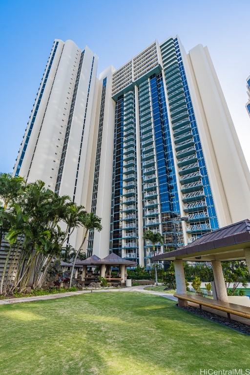 Honolulu Park Place Condominium