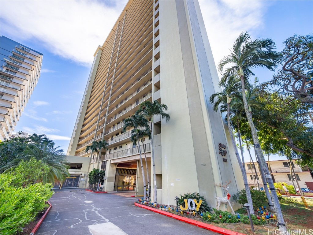 Makiki Plaza Condominium