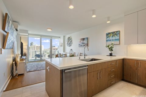 Photo of 629 Keeaumoku Street #1807, Honolulu, HI 96814 (MLS # 202604336)