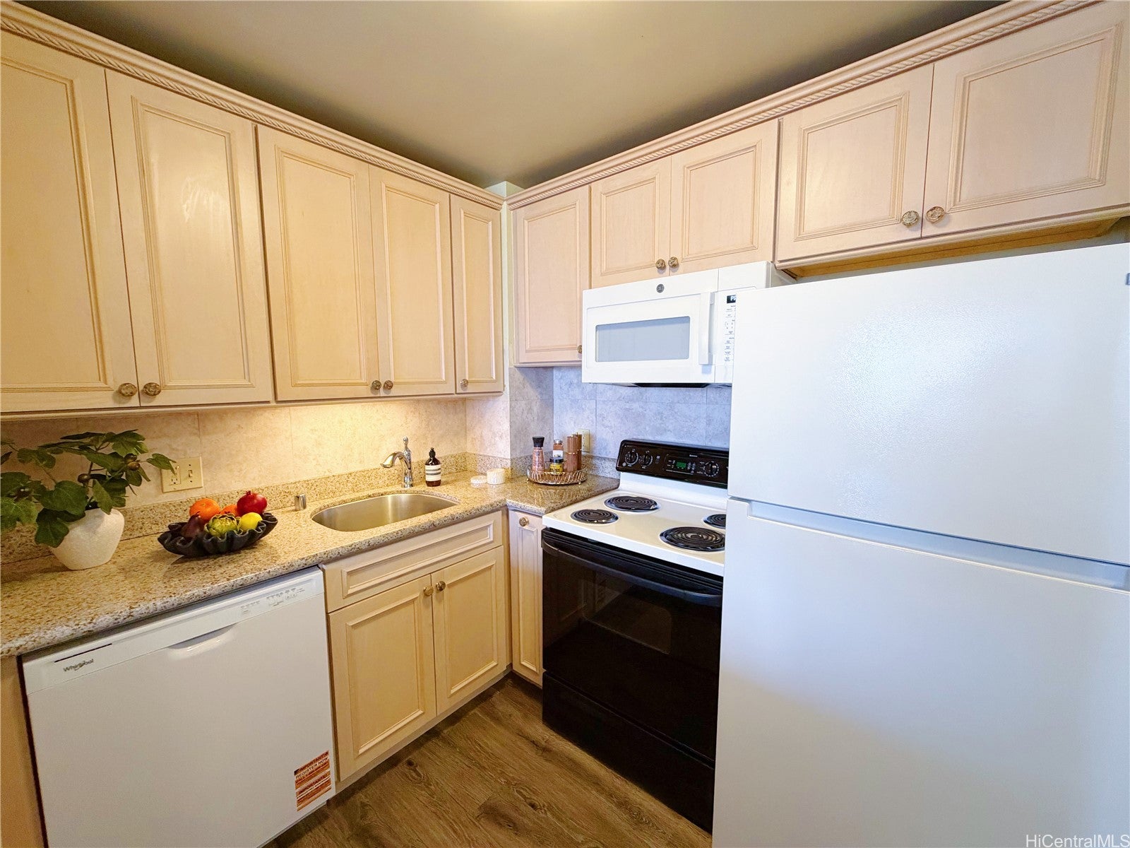 1255 Nuuanu Avenue 2209