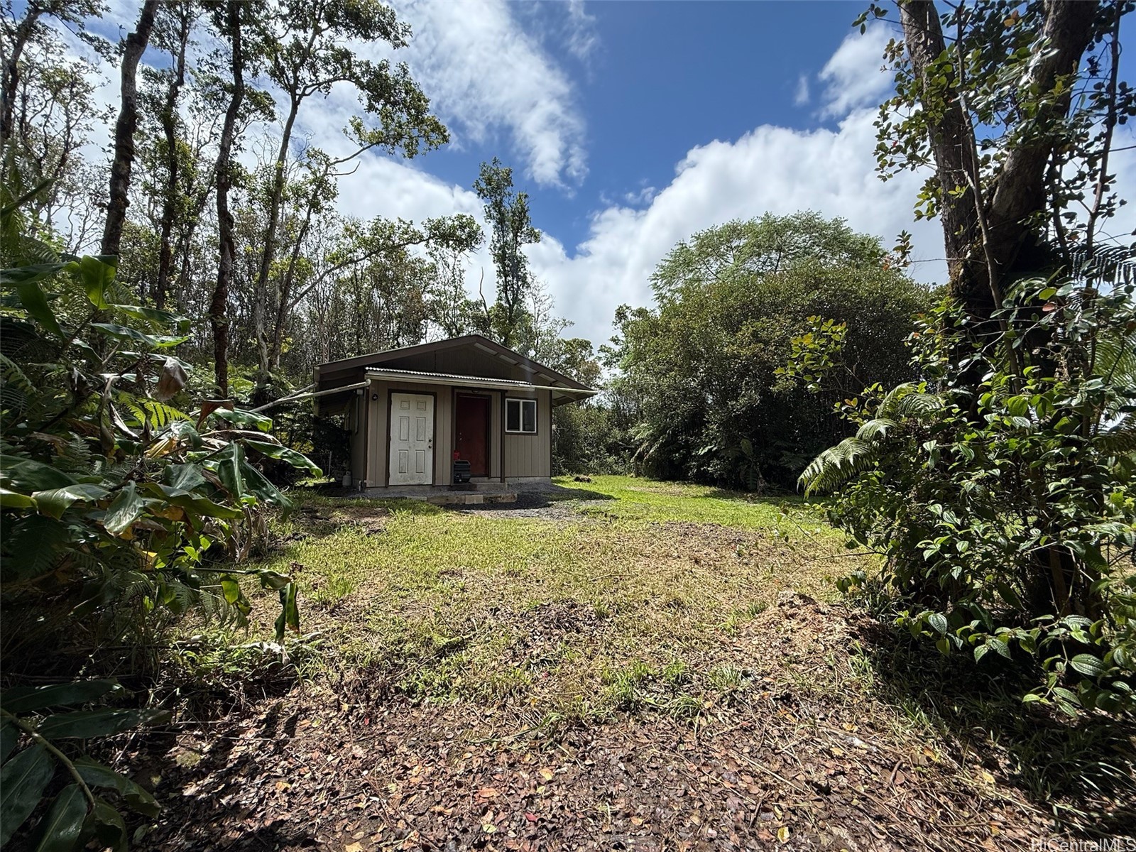 18-4211 Lehuanani Street