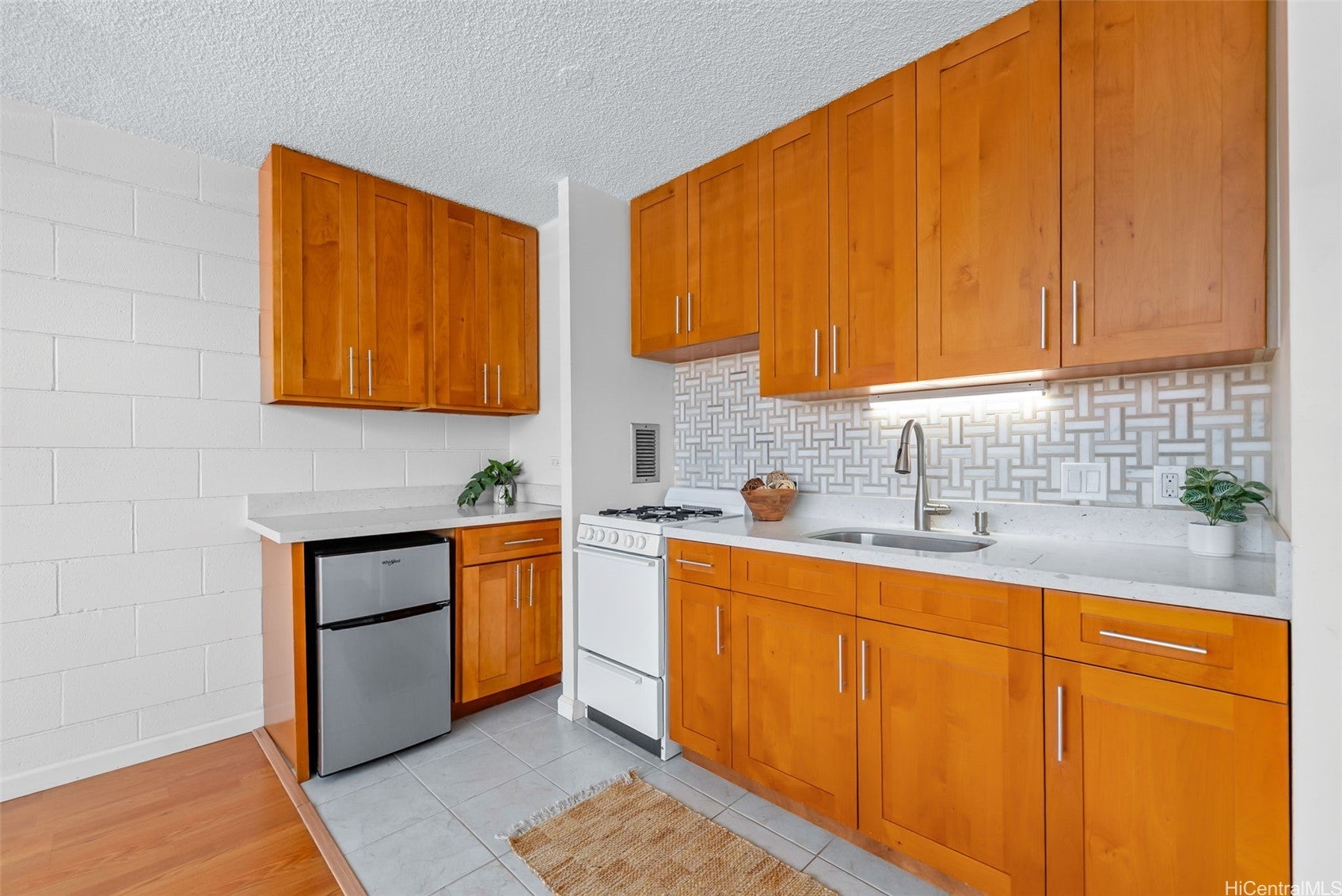 1550 Wilder Avenue B302