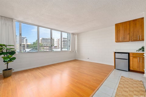 Photo of 1550 Wilder Avenue #B302, Honolulu, HI 96822 (MLS # 202617670)