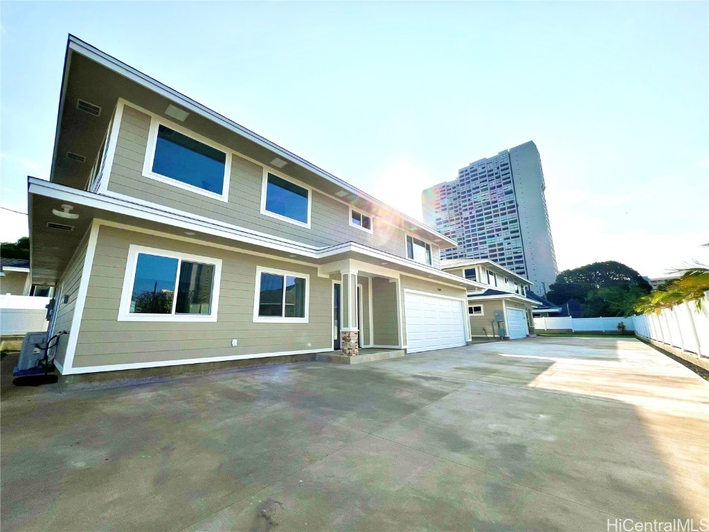 1689 Lewalani Drive