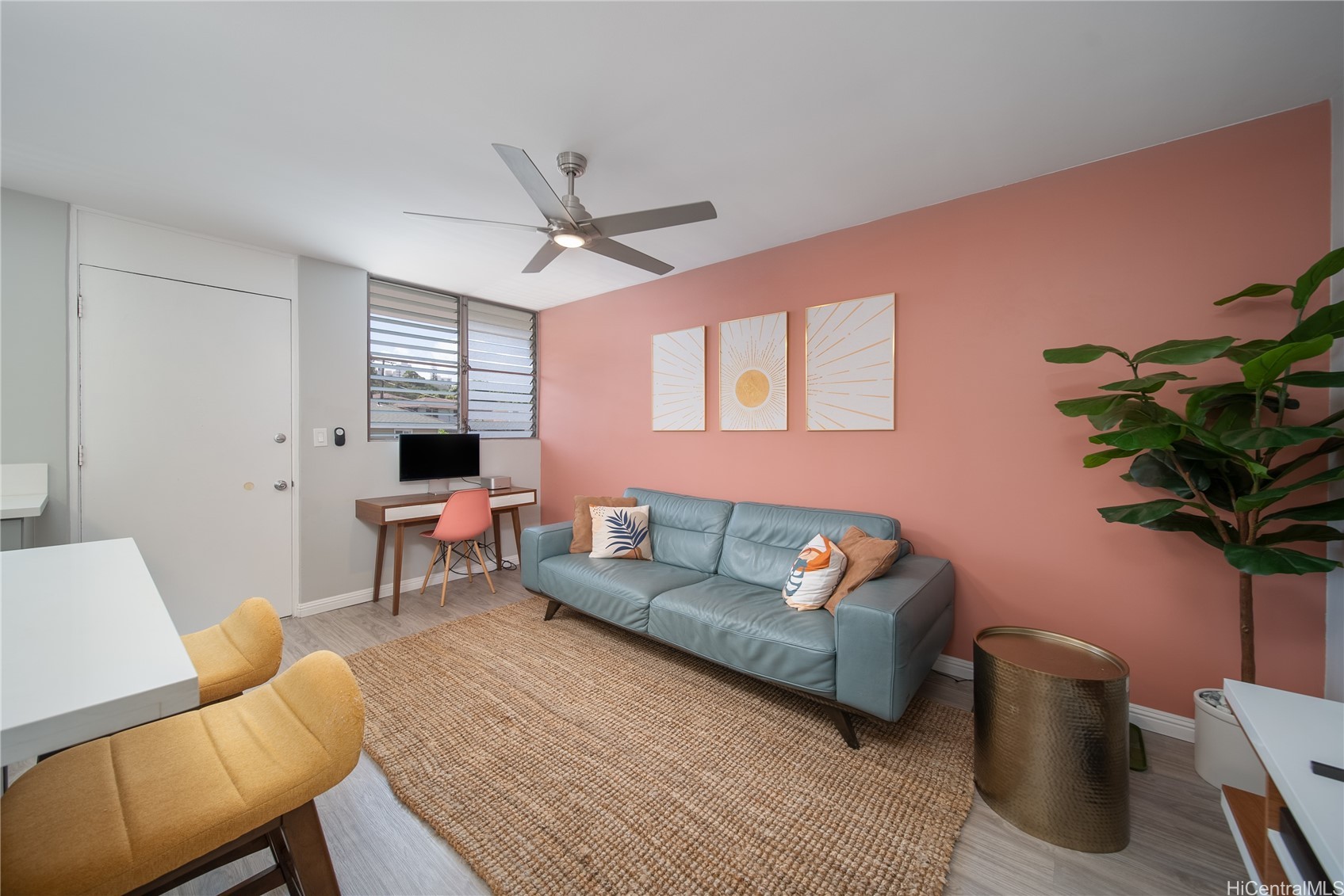 1401 Lusitana Street 504