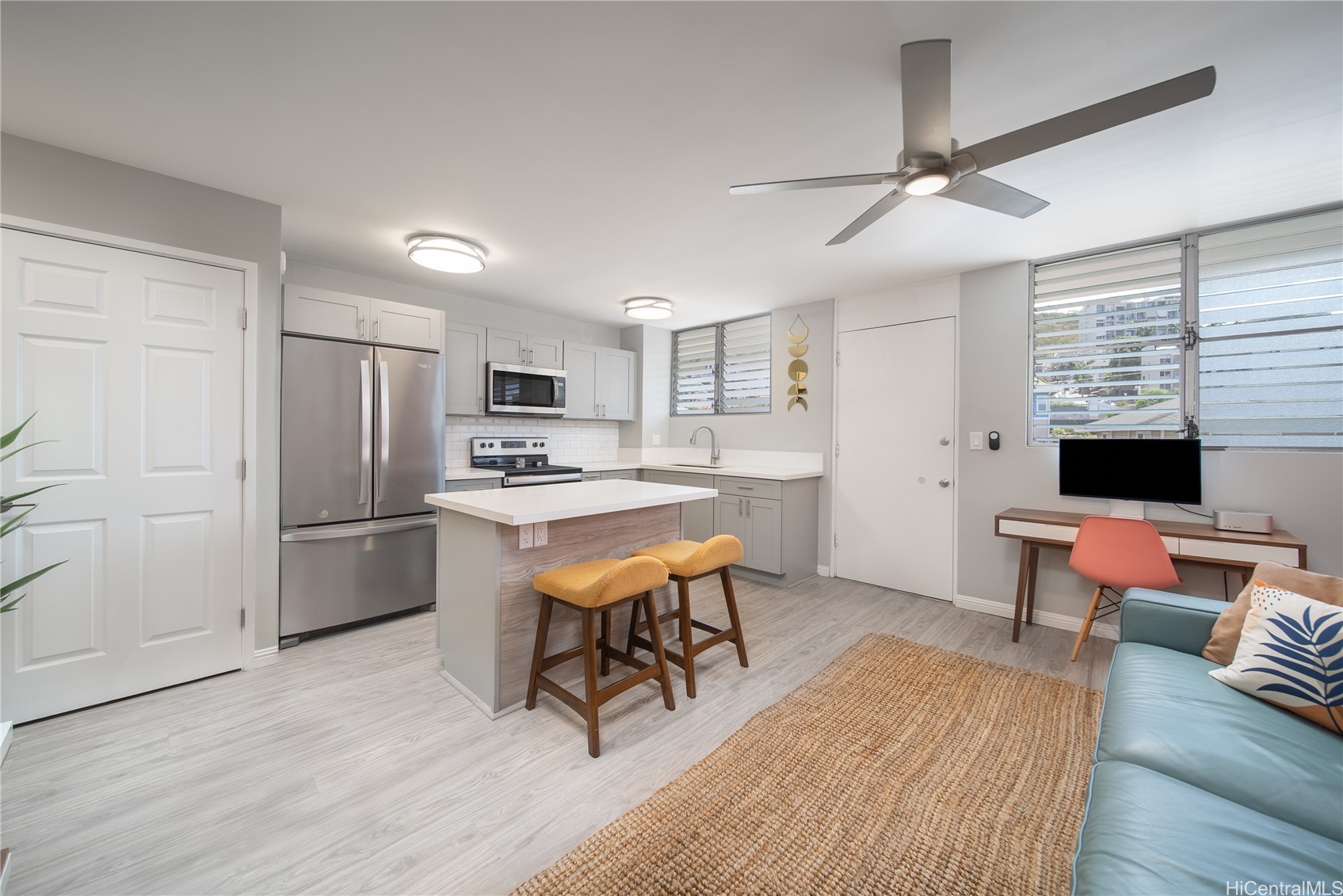 1401 Lusitana Street 504