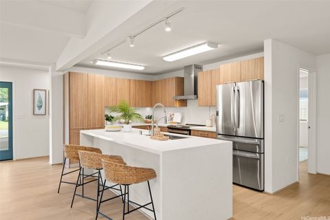 1126 Lunaai Street Kailua HI 96734