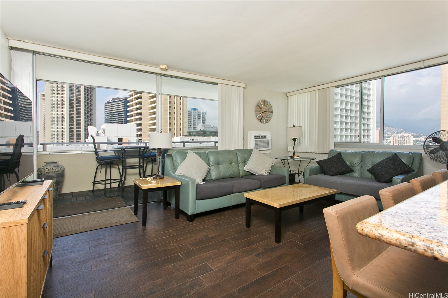 2500 Kalakaua Avenue 1803