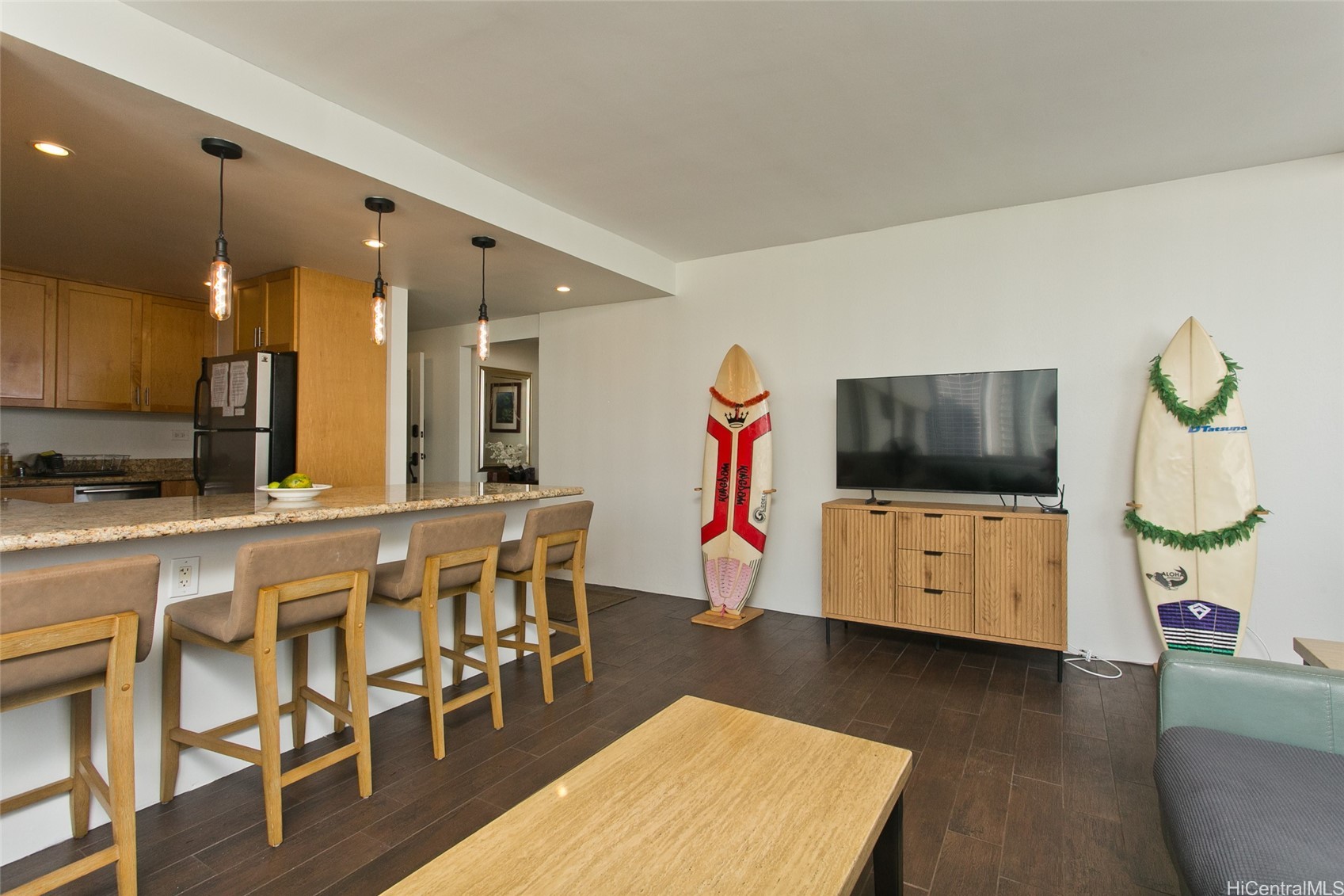 2500 Kalakaua Avenue 1803