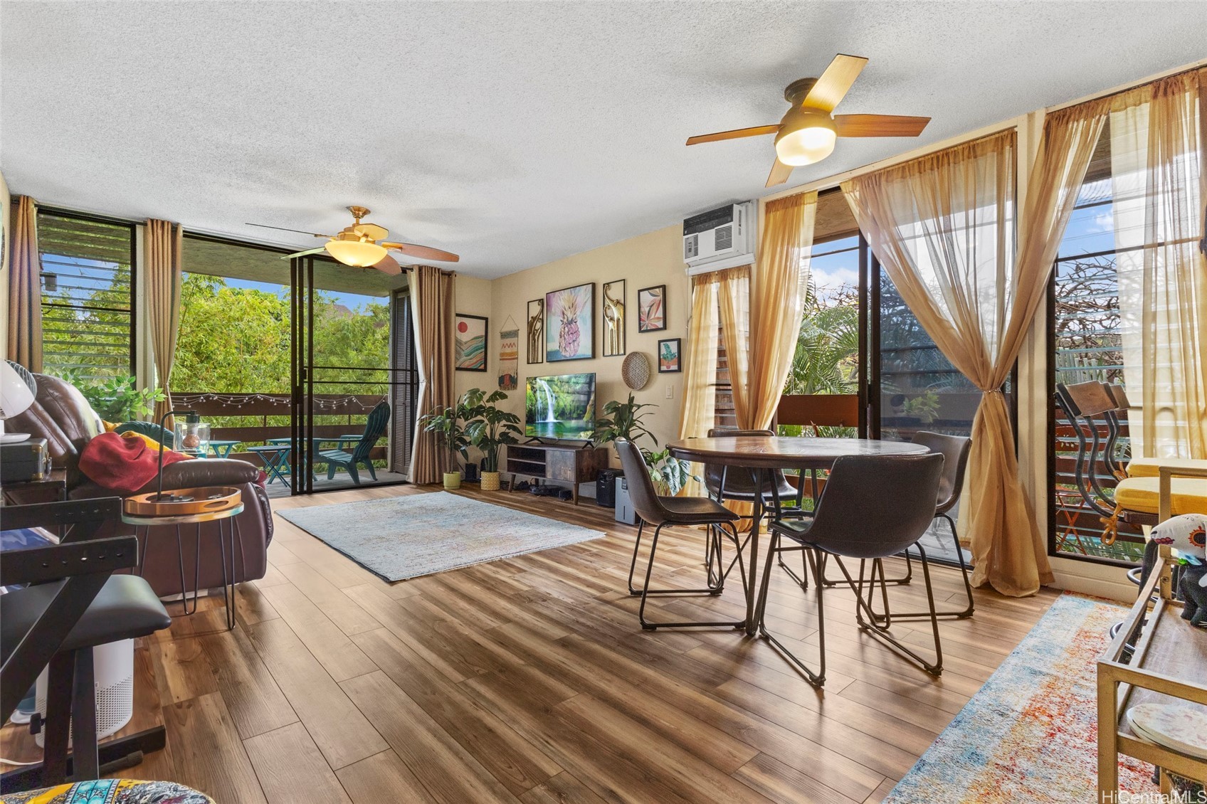 1015 Aoloa Place 313