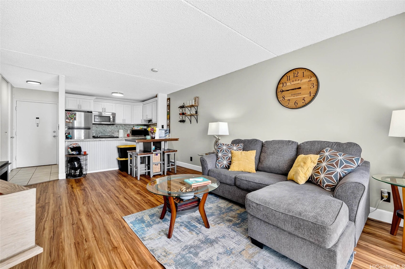 400 Hobron Lane 1711