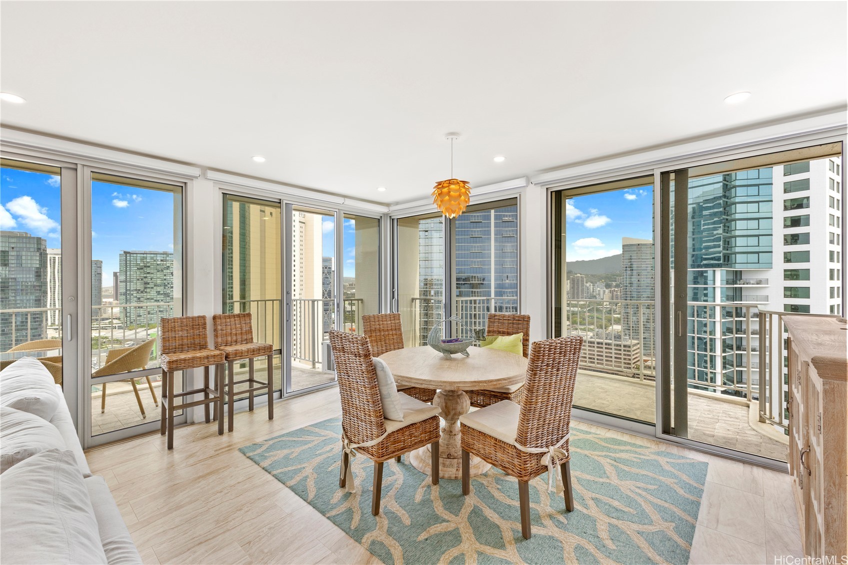 1350 Ala Moana Boulevard PH7