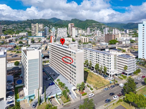 Photo of 1134 Kinau Street #702, Honolulu, HI 96814 (MLS # 202618266)