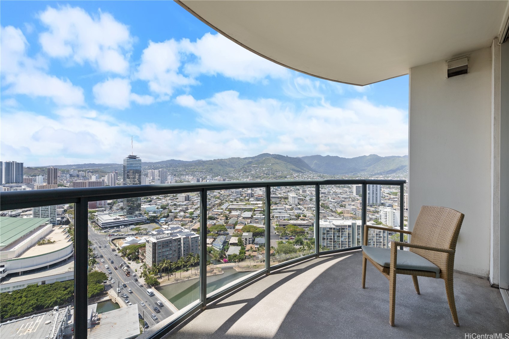 Allure Waikiki Condominium