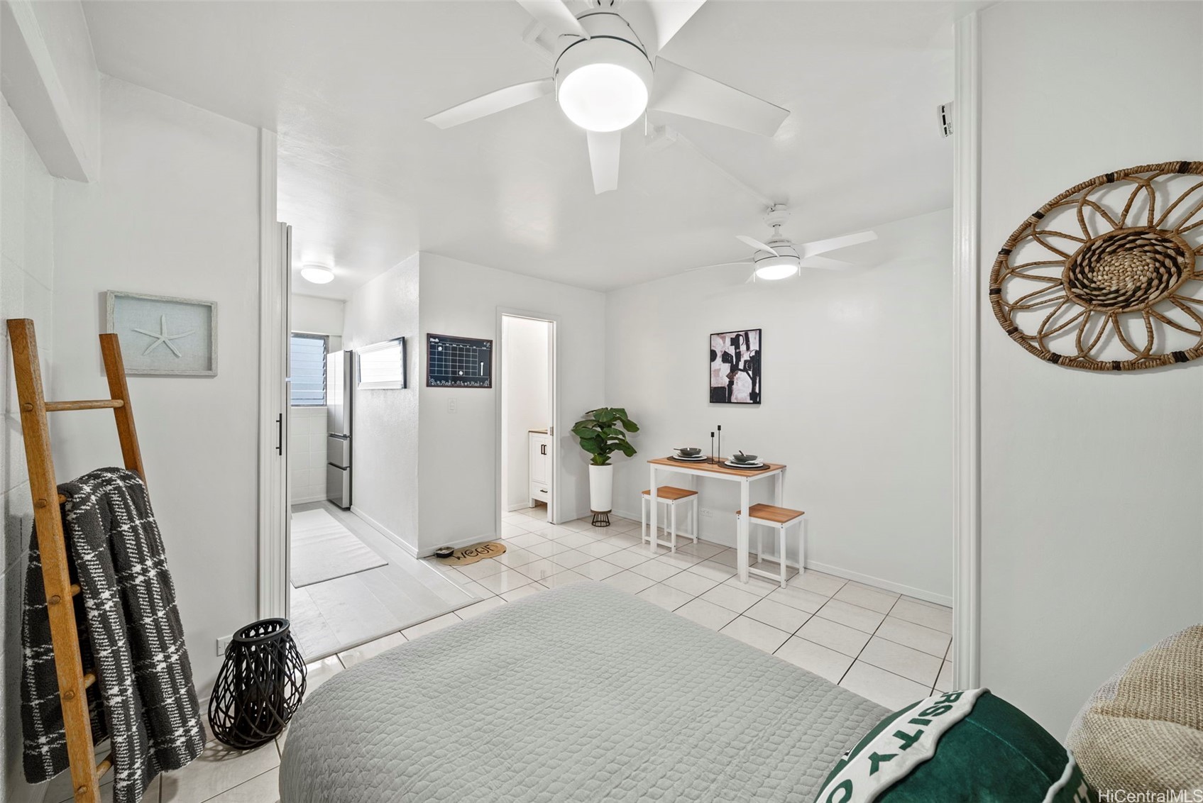 909 University Avenue 210
