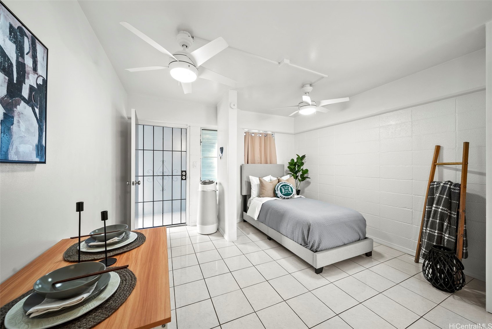 909 University Avenue 210