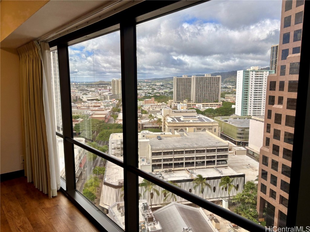 Executive Centre Condominium