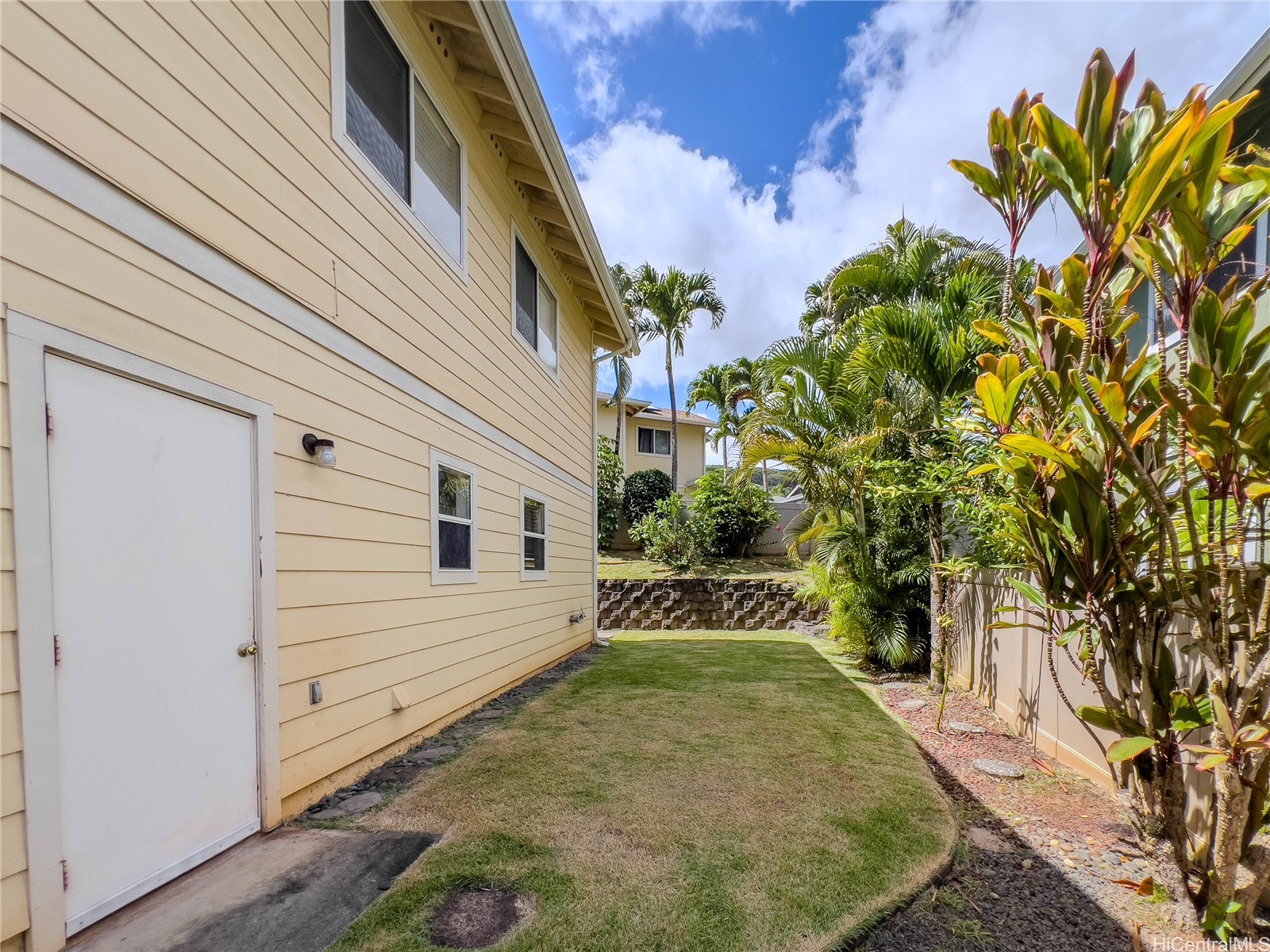 951093 Wikao Street 71