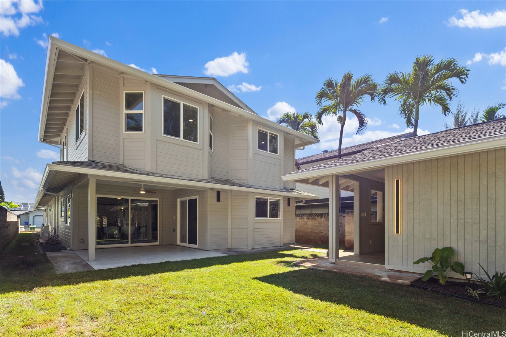 95-111 Eulu Place