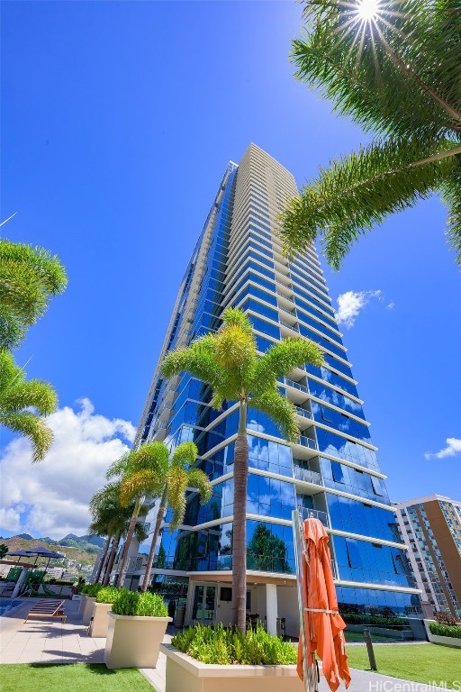 Keauhou Place Condominium