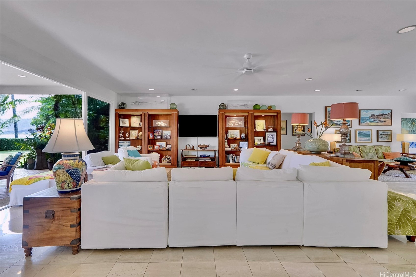 469 Portlock Road A