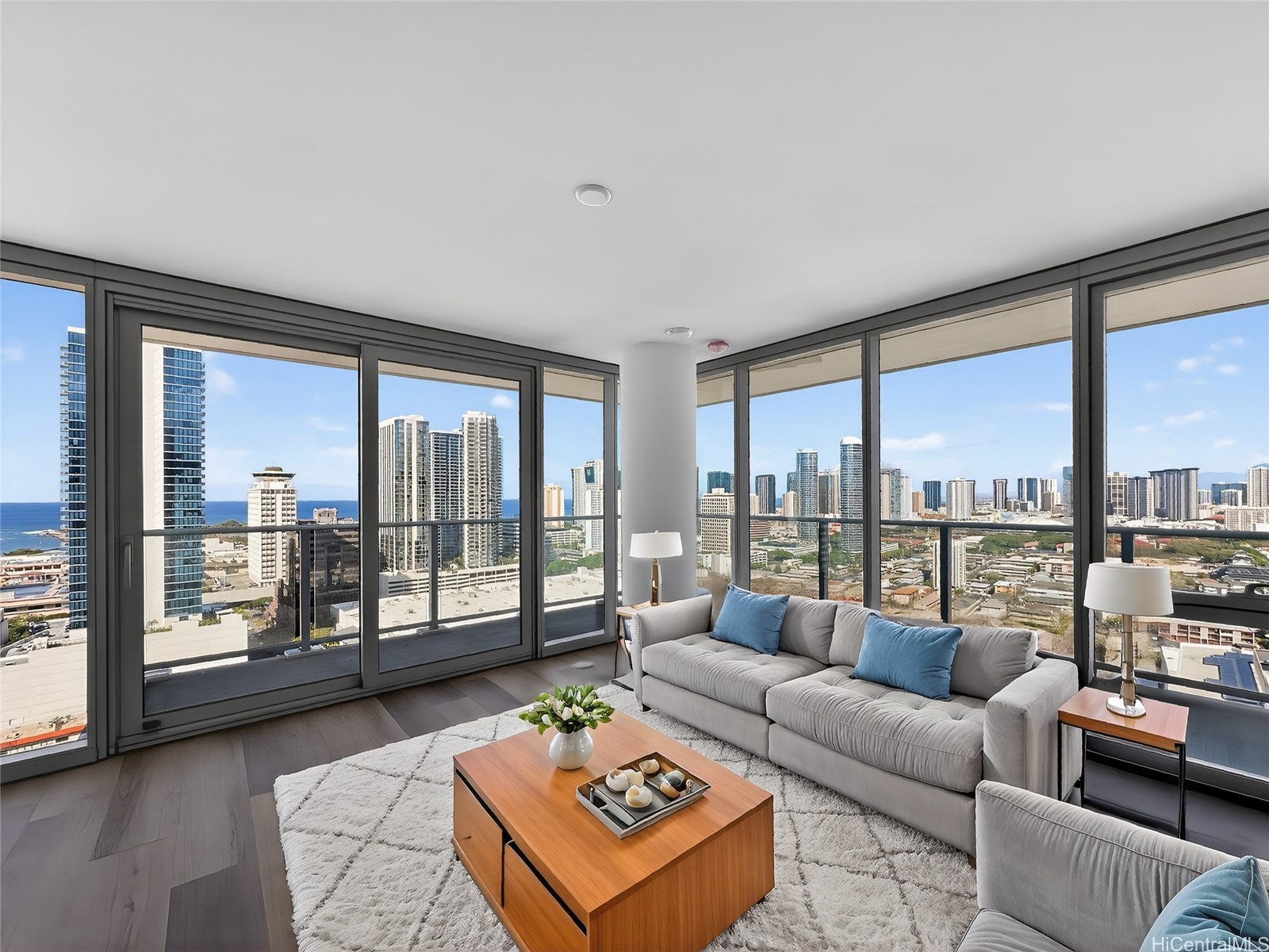 1500 Rycroft Street 2518R