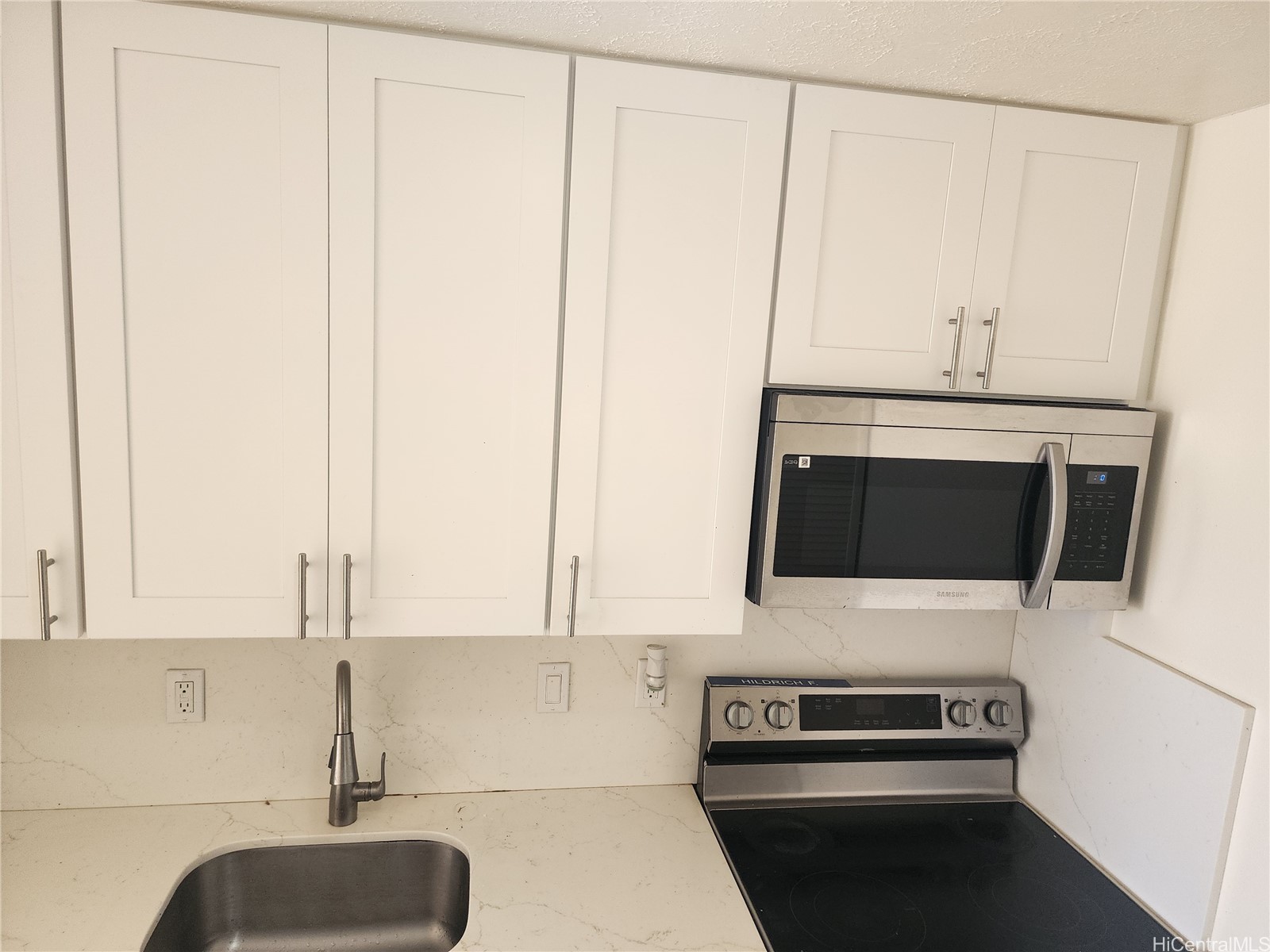 2092 Kuhio Avenue 2205