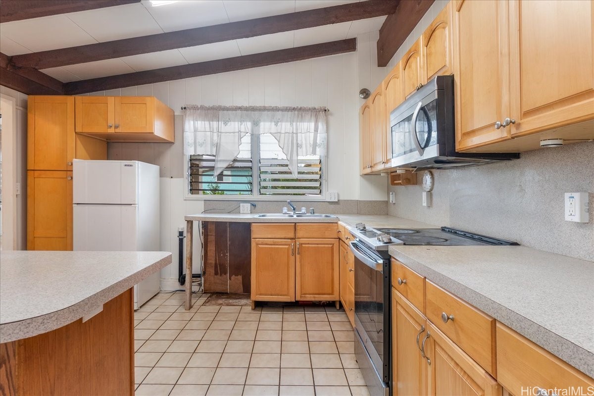 98-881 Kaamilo Street