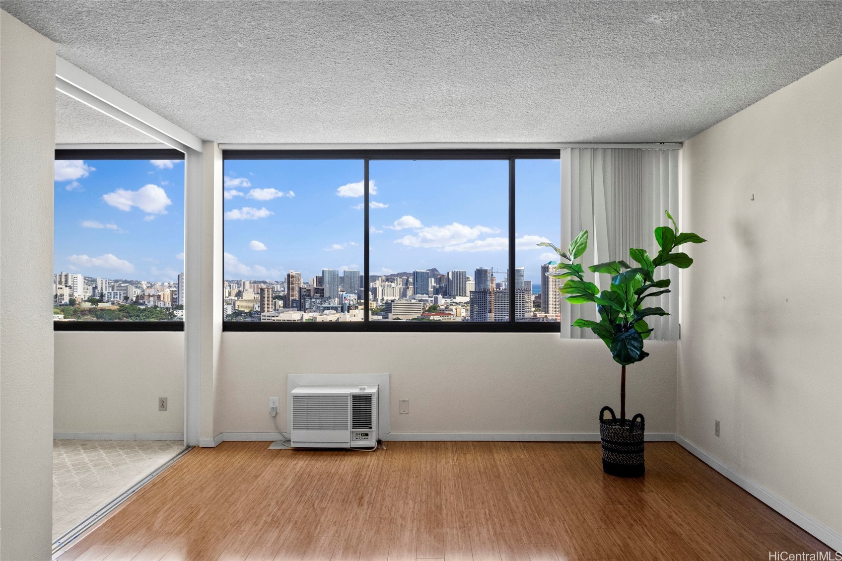 55 S Kukui Street D3008