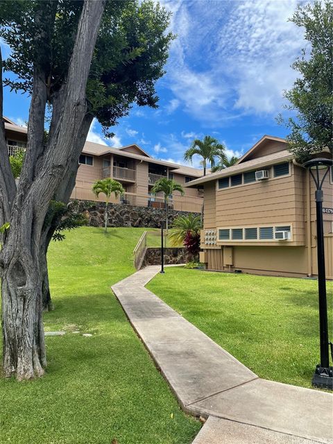 Photo of 98-1379 Koaheahe Place #33, Pearl City, HI 96782 (MLS # 202422217)