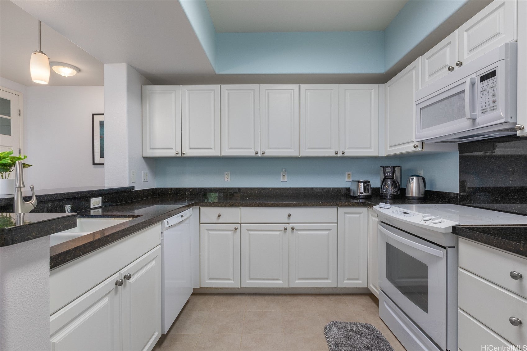 92-1027 Koio Drive M10-6