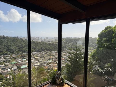 Photo of 2841 Pacific Heights Road, Honolulu, HI 96813 (MLS # 202604097)