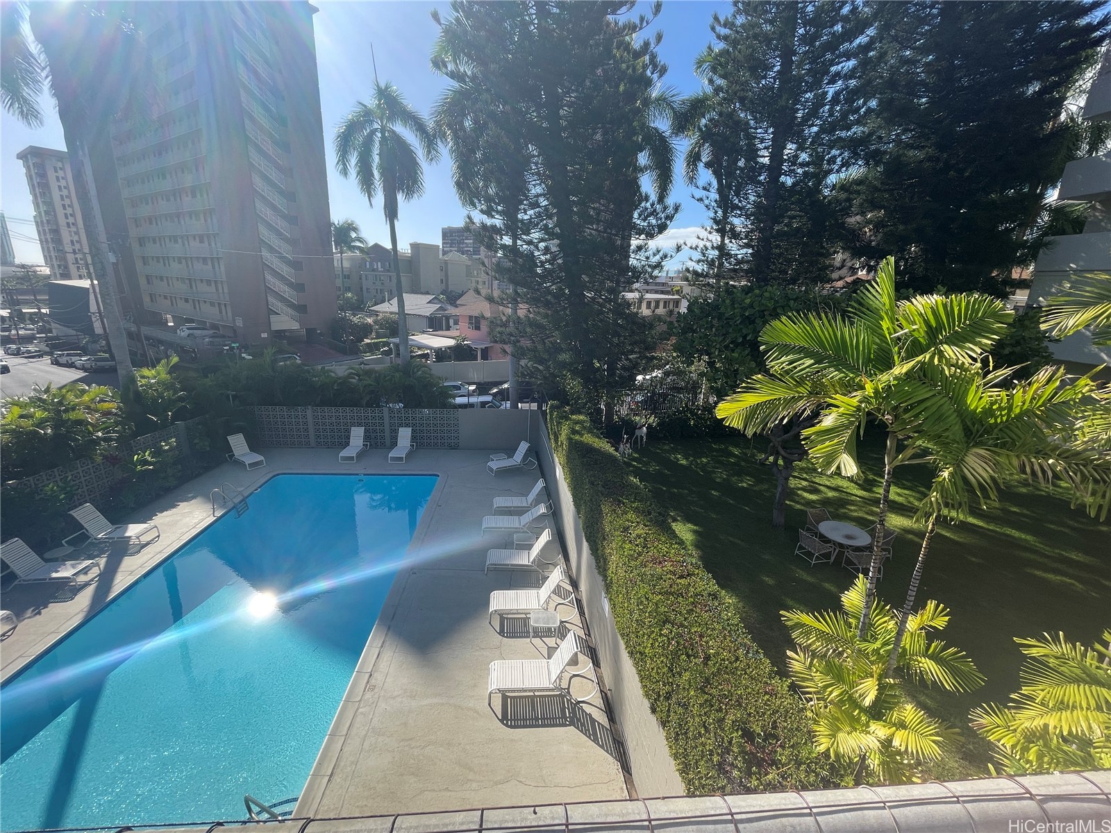 Victoria Plaza Residential Lease