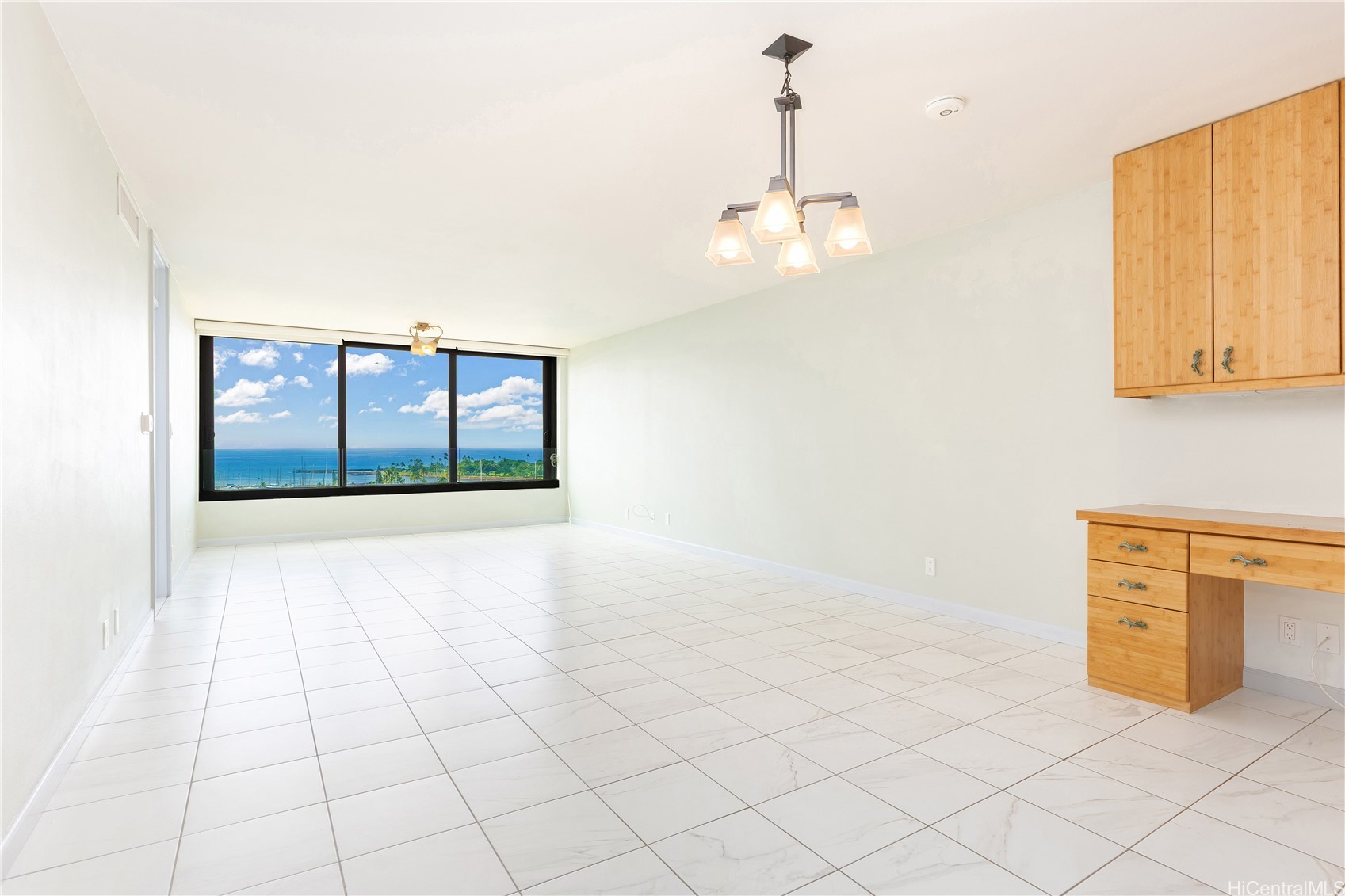 1650 Ala Moana Boulevard 1407