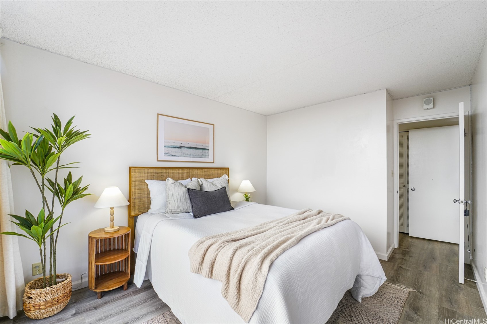 98-402 Koauka Loop 606