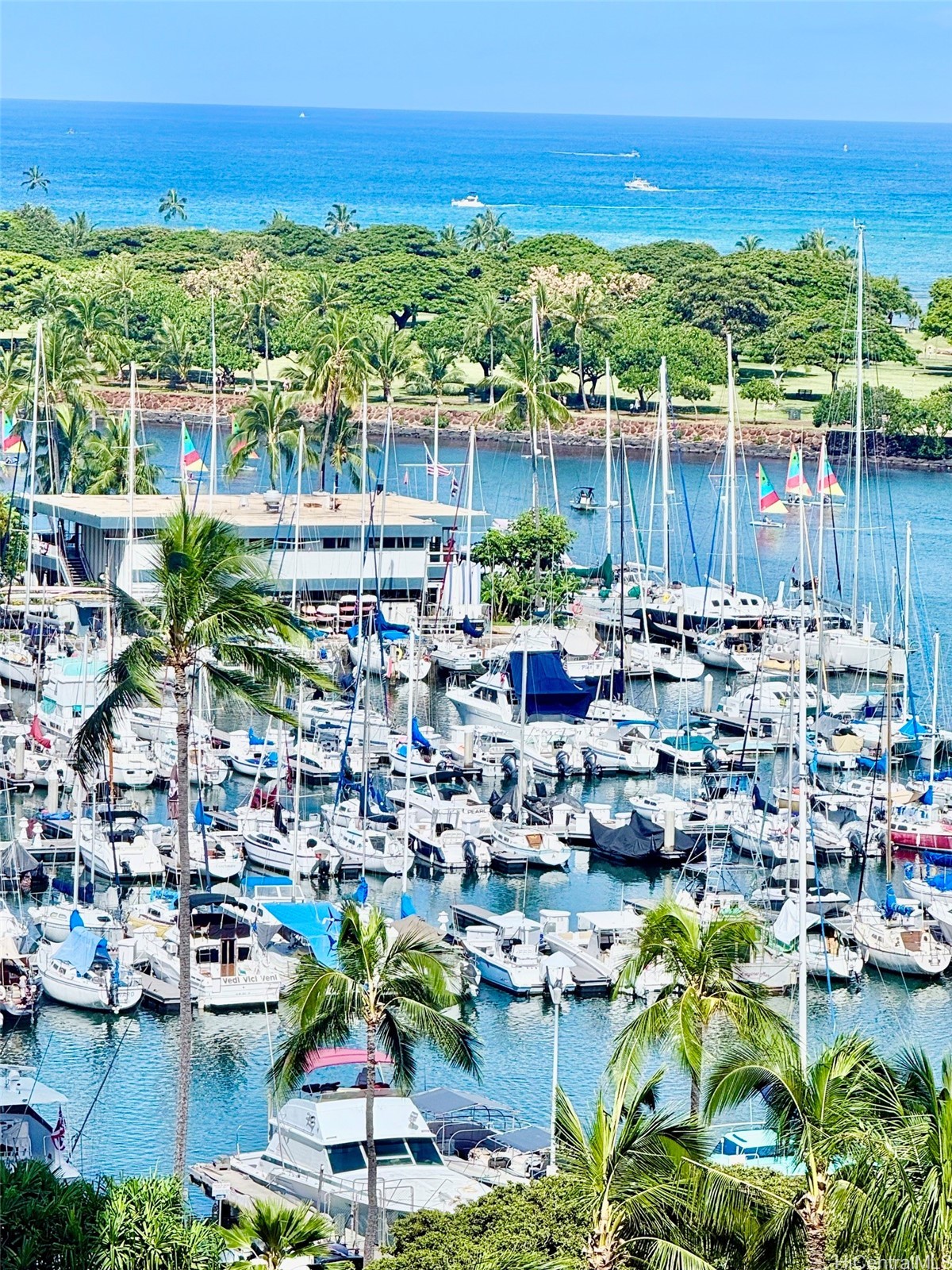1676 Ala Moana Boulevard 1101