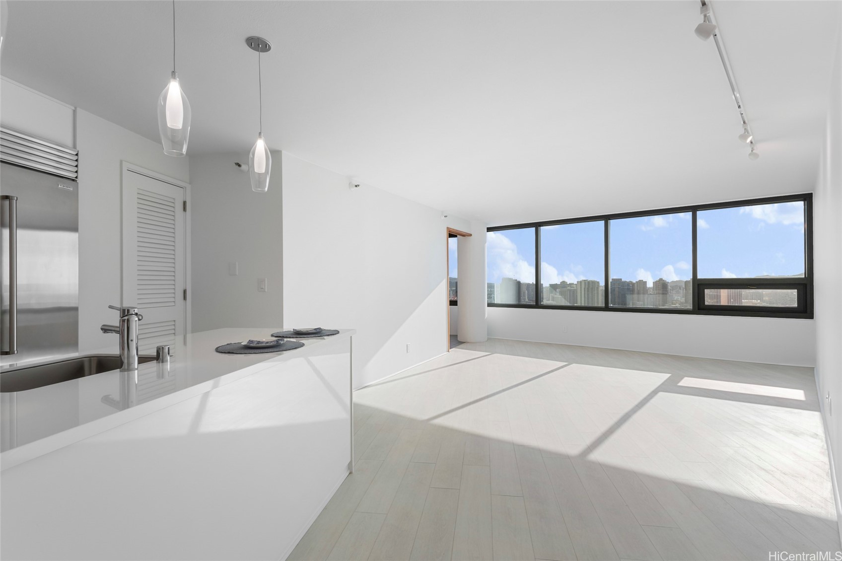 1330 Ala Moana Boulevard 3607