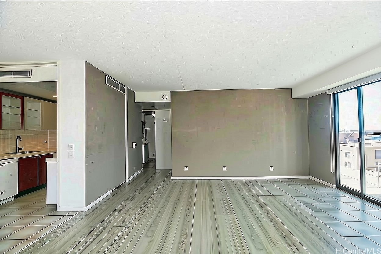 700 Richards Street 1104