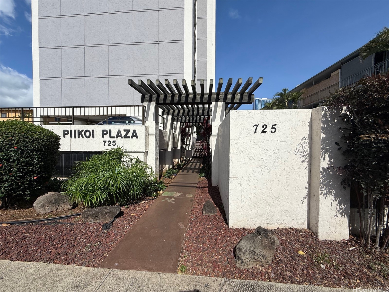 Piikoi Plaza Residential Lease