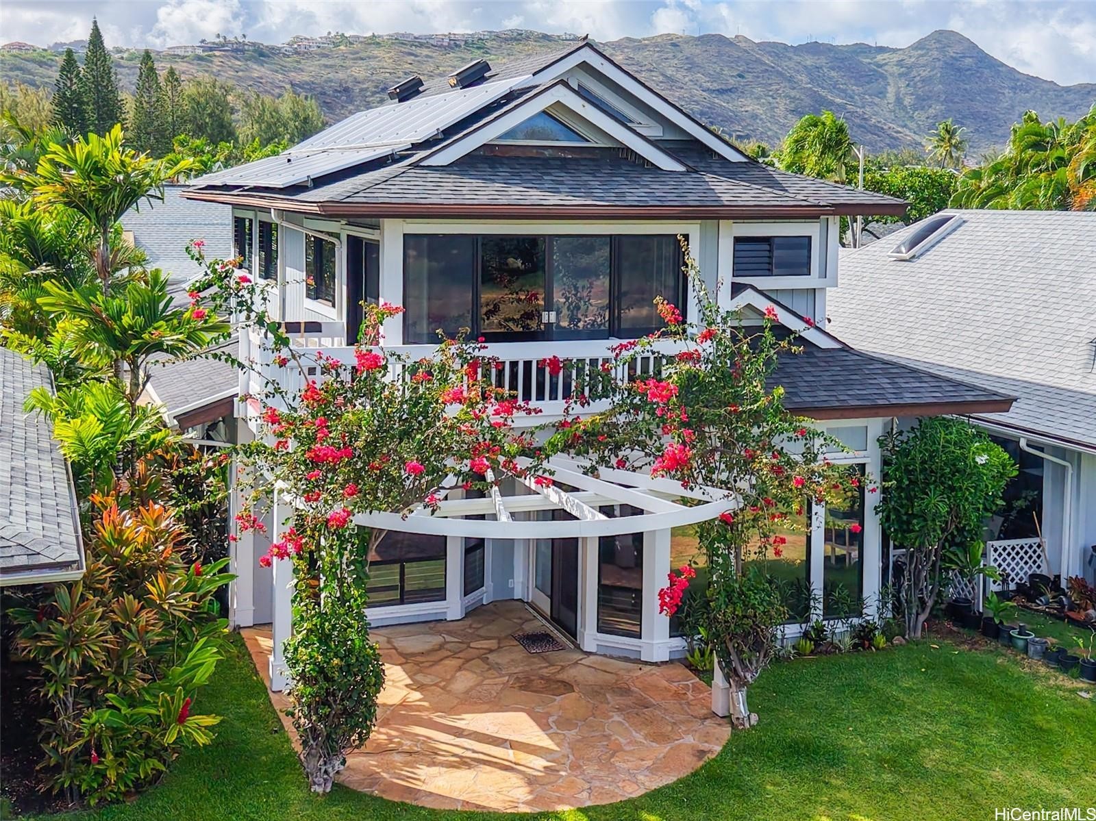 382 Kuanalu Place