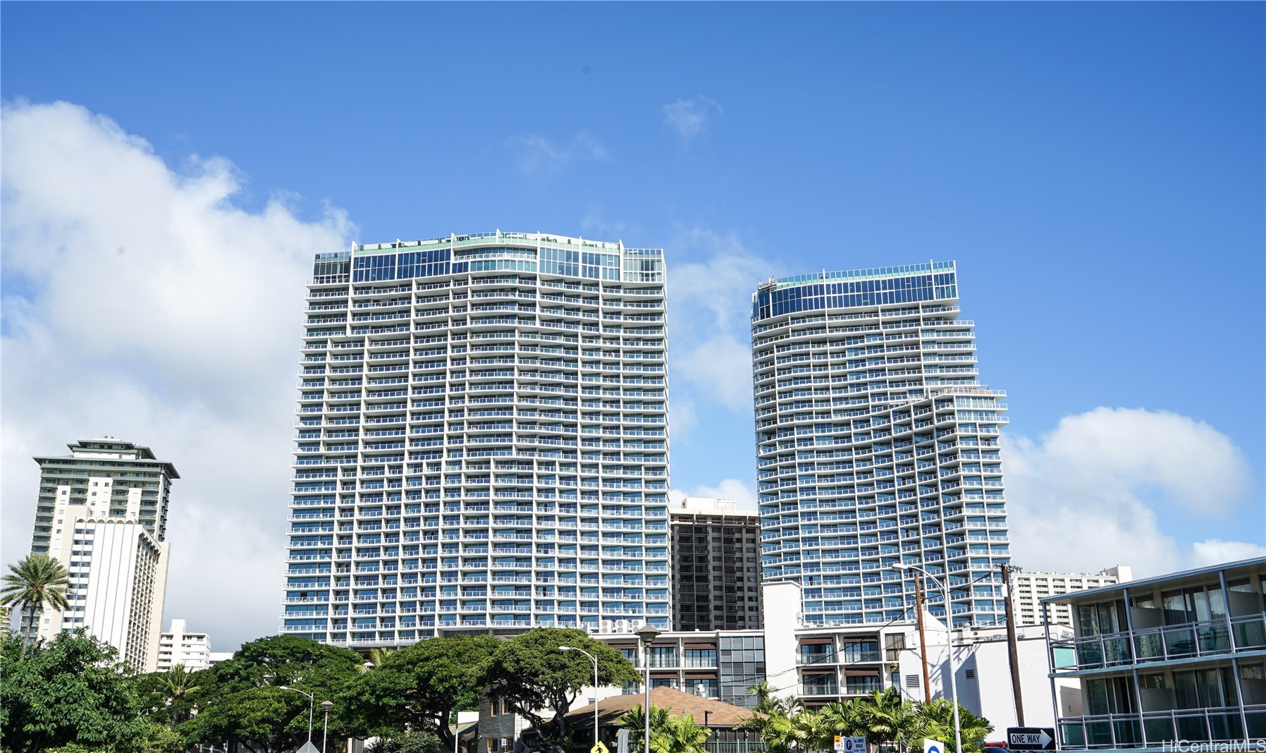 The Ritz-carlton Residences - 383 Kalaimoku Condominium